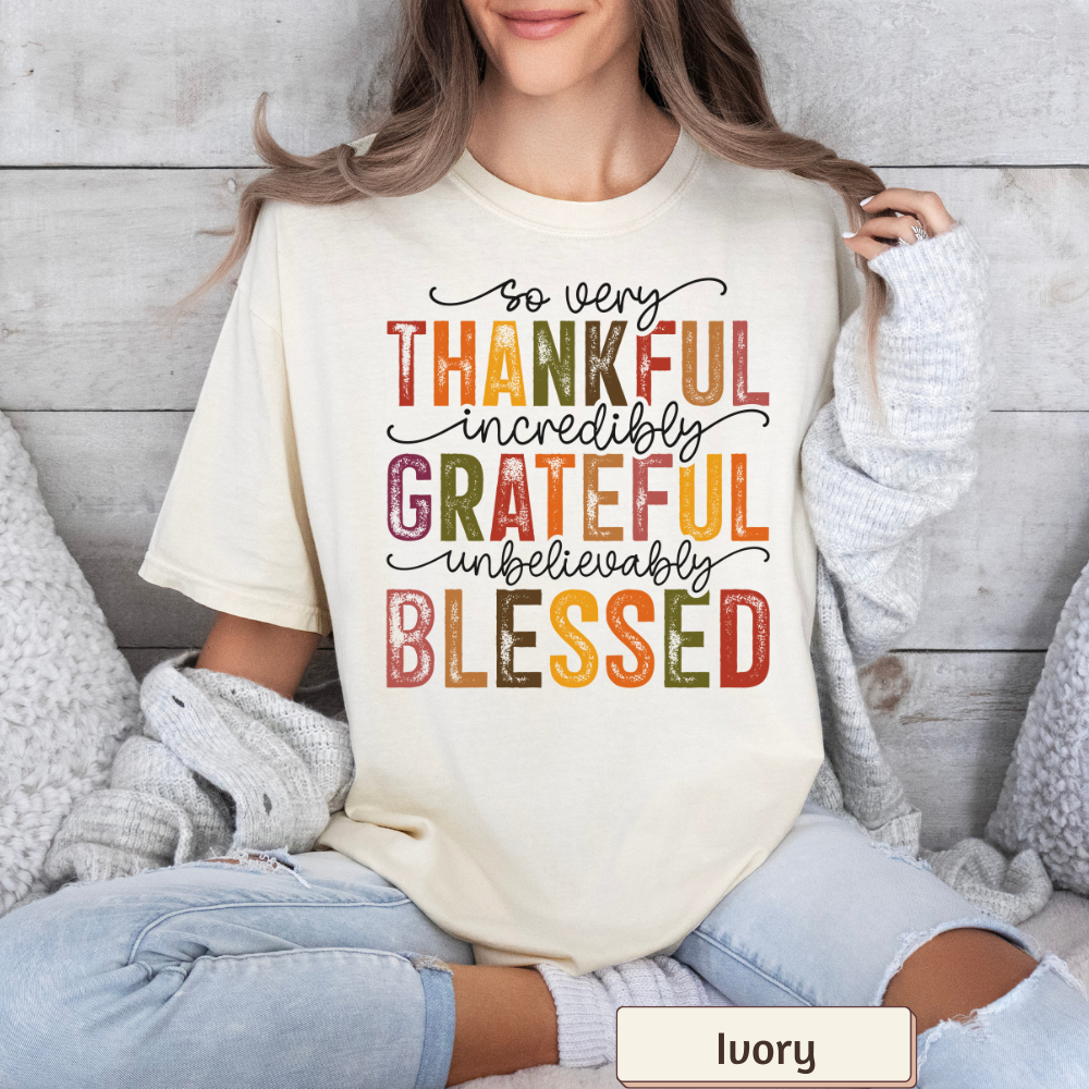 Women's 'Grateful Thankful Blessed' Fall Graphic T-Shirt – Thanksgiving Outfit, Soft Cotton