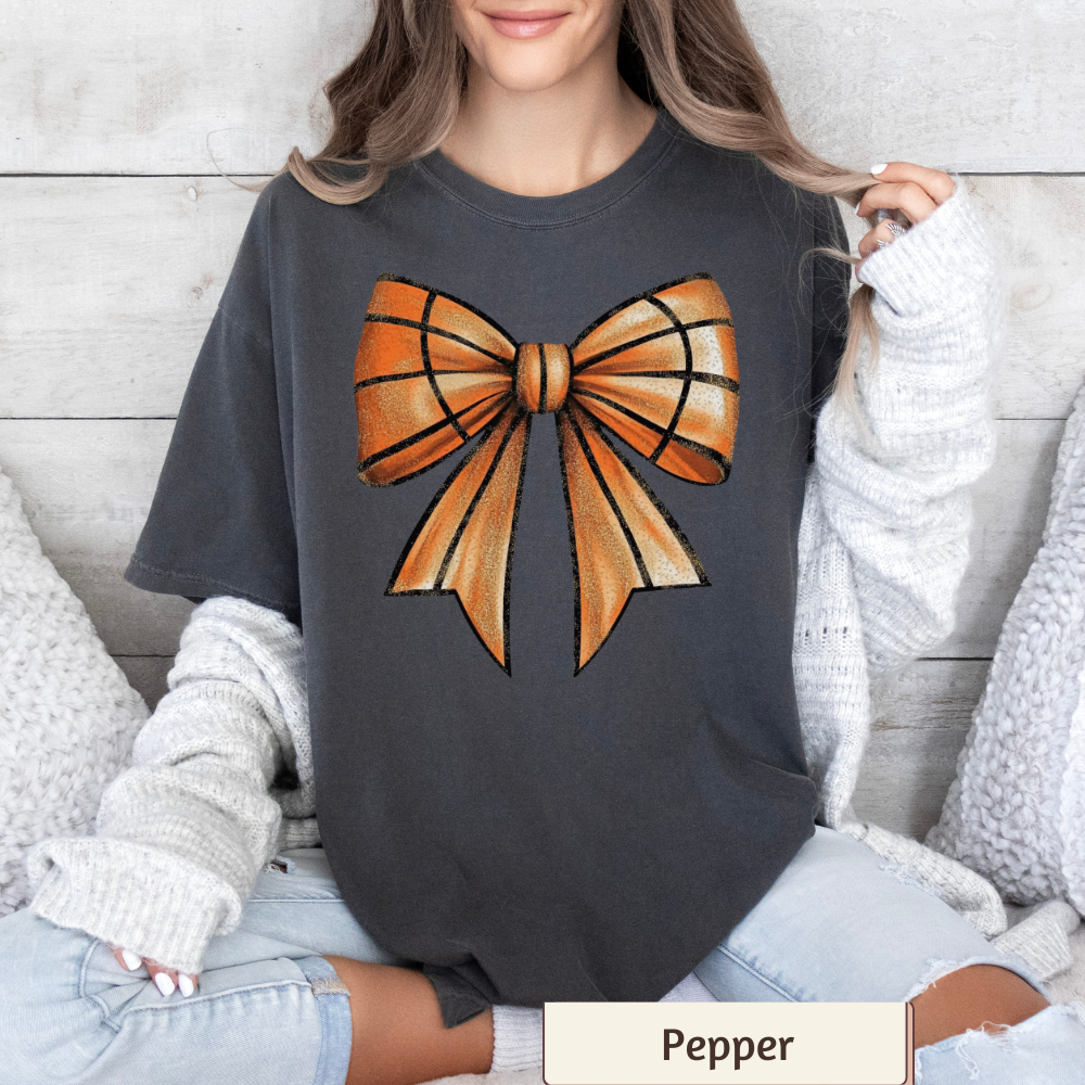 Women's Big Bow Basketball Pattern Graphic T-Shirt – Sports Theme, Casual Fit