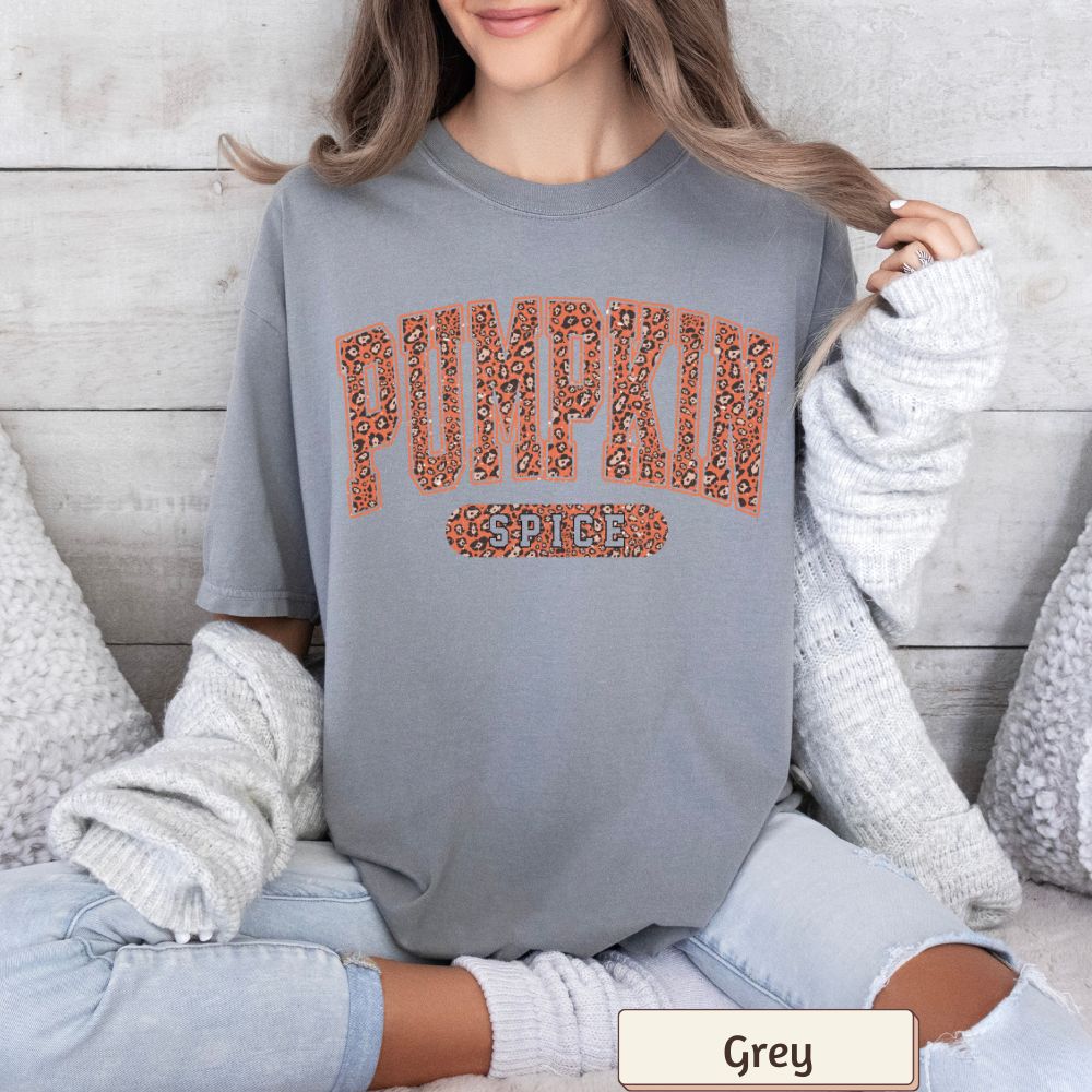 Pumpkin Spice Leopard Print Women's Short Sleeve T-Shirt | Comfort Colors Fall Tee