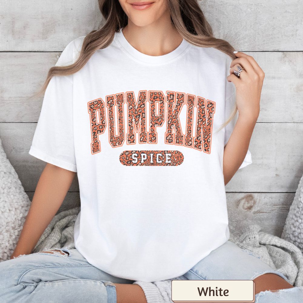 Pumpkin Spice Leopard Print Women's Short Sleeve T-Shirt | Comfort Colors Fall Tee