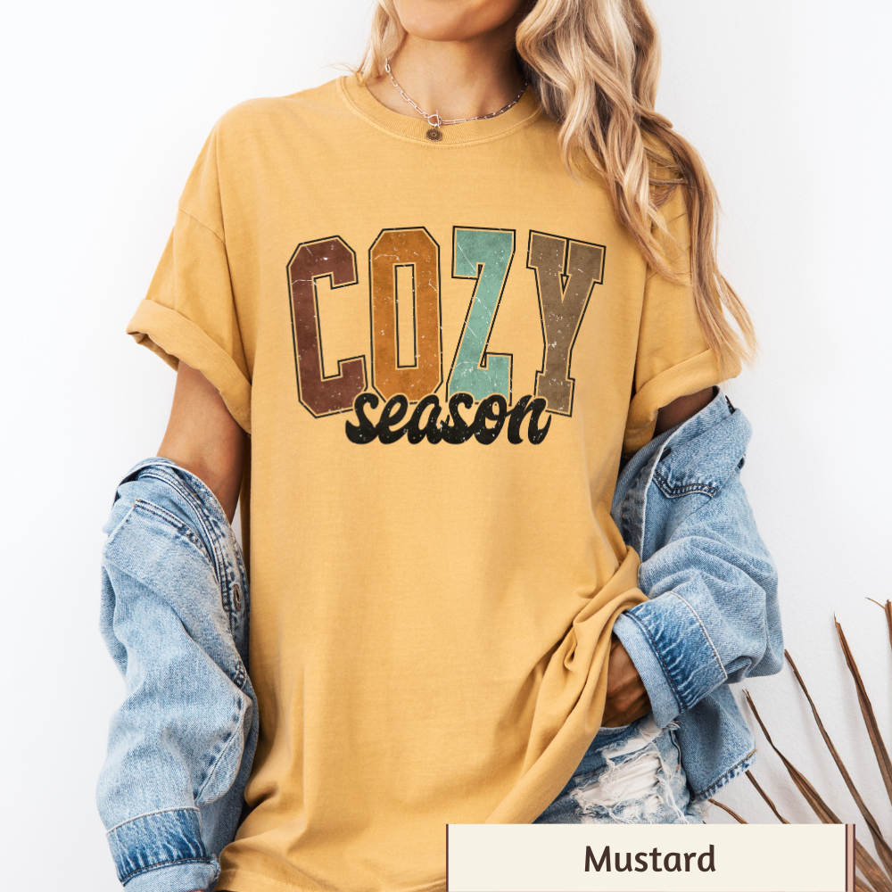 Women's Comfort Colors 'Cozy Season' Fall Graphic T-Shirt – Autumn Vibes