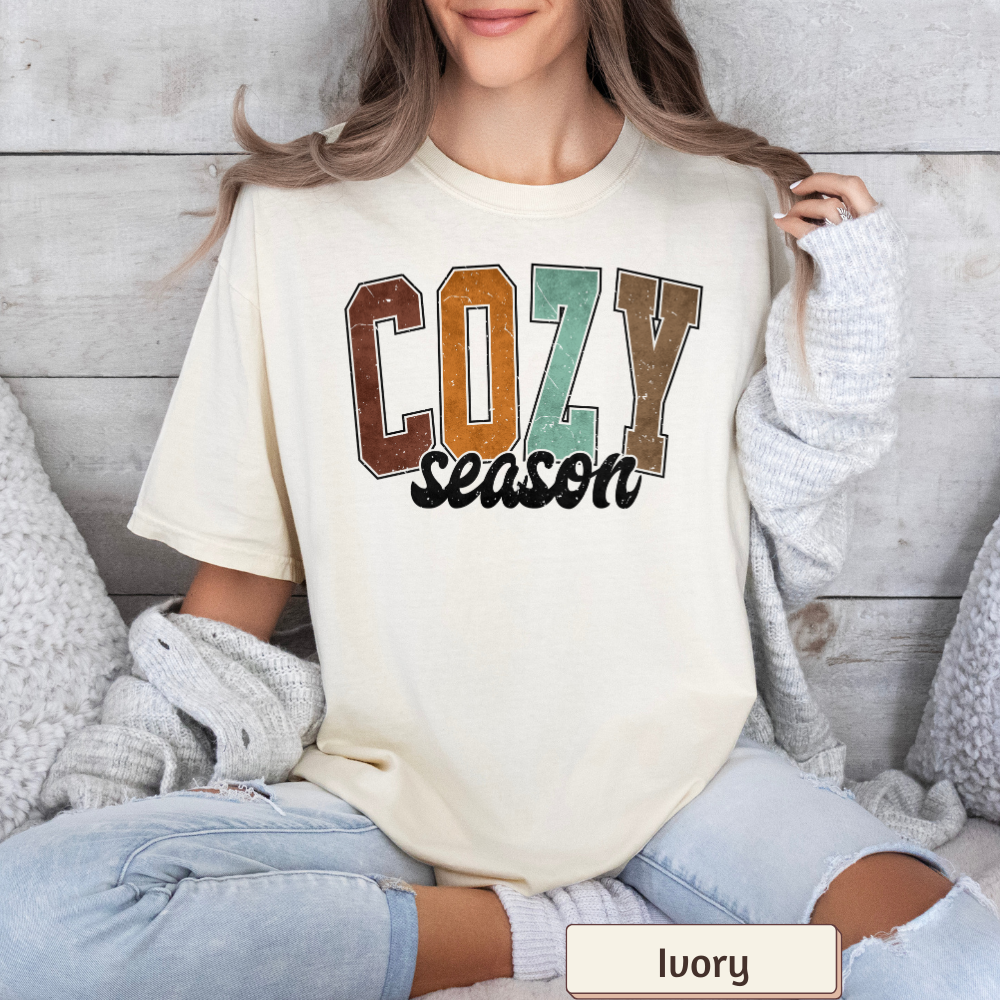 Women's Comfort Colors 'Cozy Season' Fall Graphic T-Shirt – Autumn Vibes