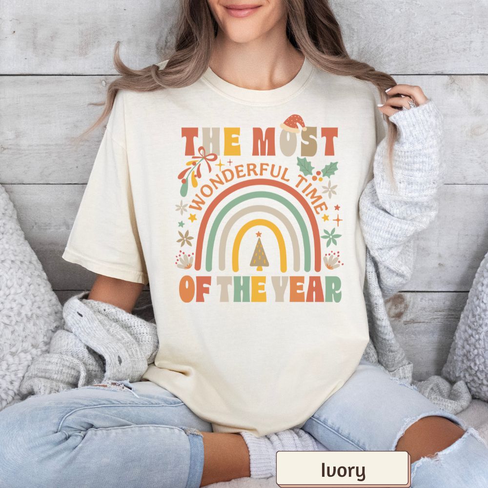 Christmas Women's T-Shirt - Boho Retro Holiday Style