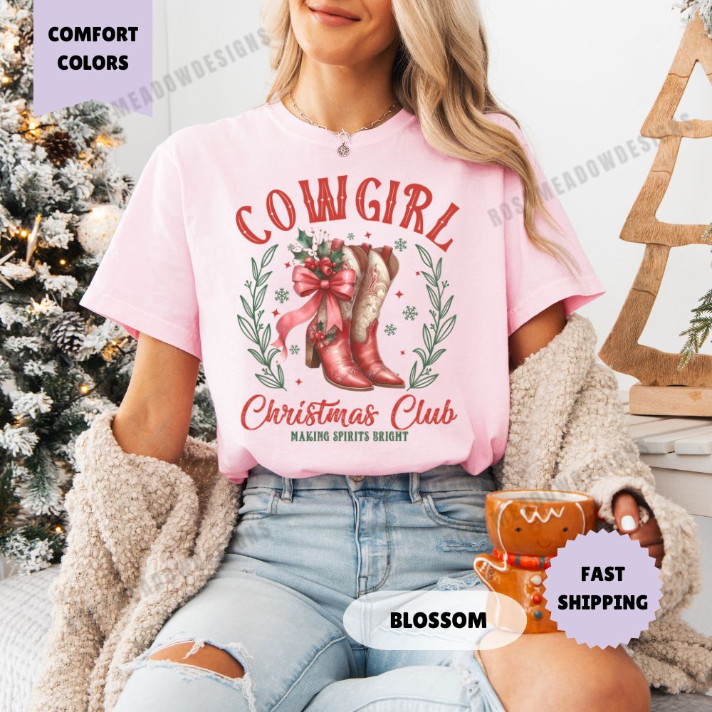 Cowgirl Christmas Club Comfort Colors T-Shirt Coquette Christmas Womenswear Holiday Crewneck