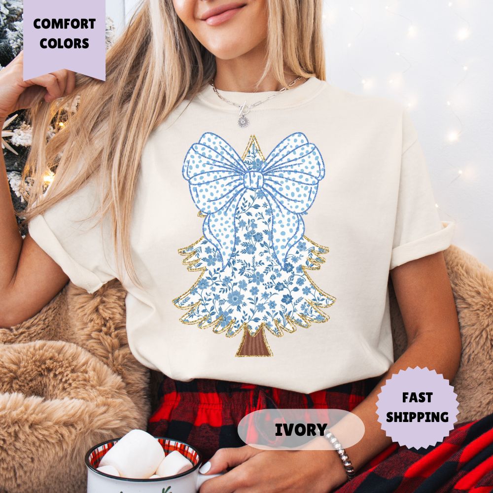 Blue Chinoiserie Christmas Tree Comfort Colors T Shirt Women's Shirt