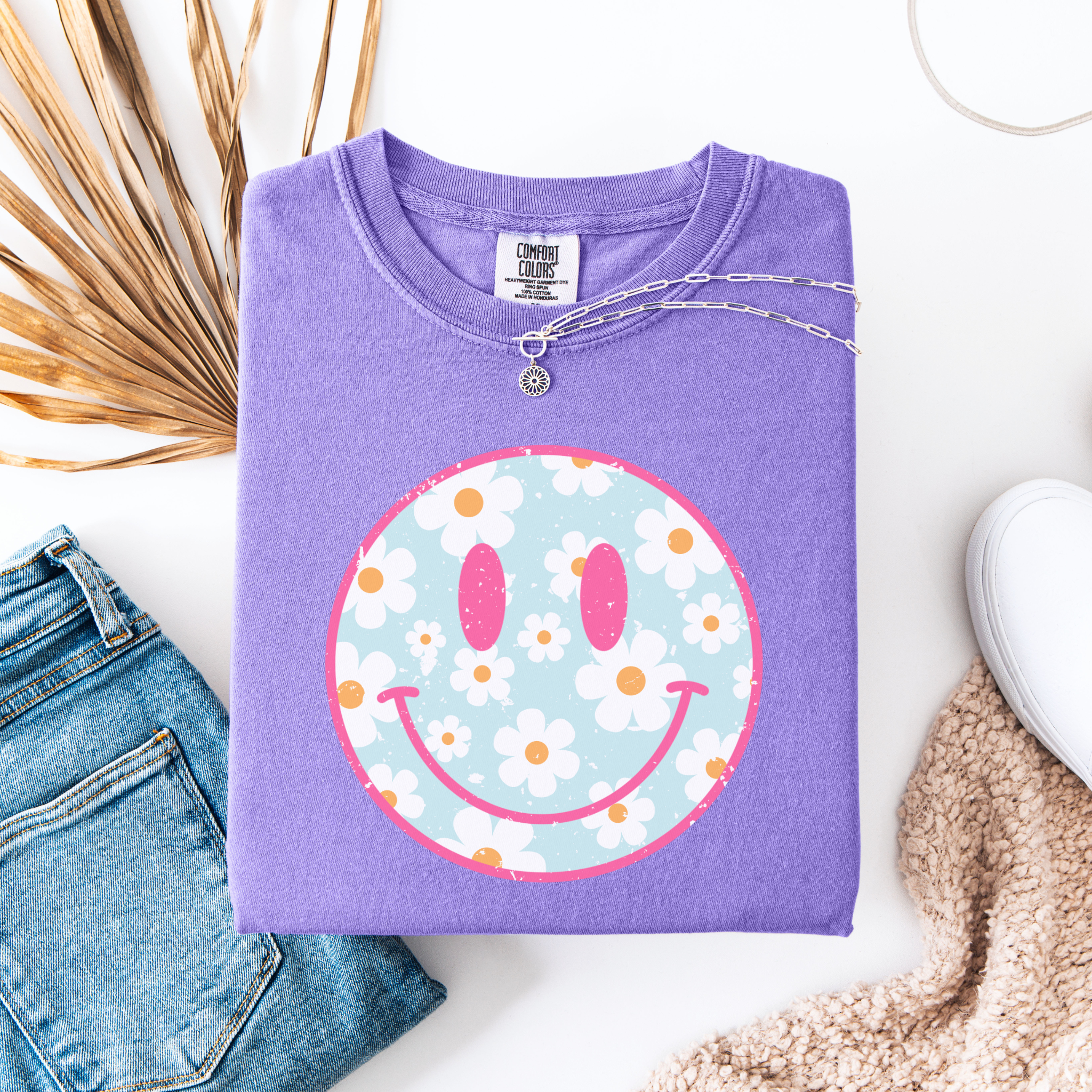 Smiley Daisy T-Shirt — Retro Floral Happy Face Tee